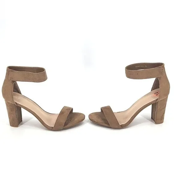 Rampage Sandals Womens 10 Beige Ankle Strap Chunky Block Heels Faux Suede - Picture 3 of 11